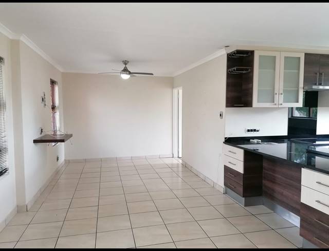 3 BEDROOM TOWNHOUSE RENTED IN LORRAINE